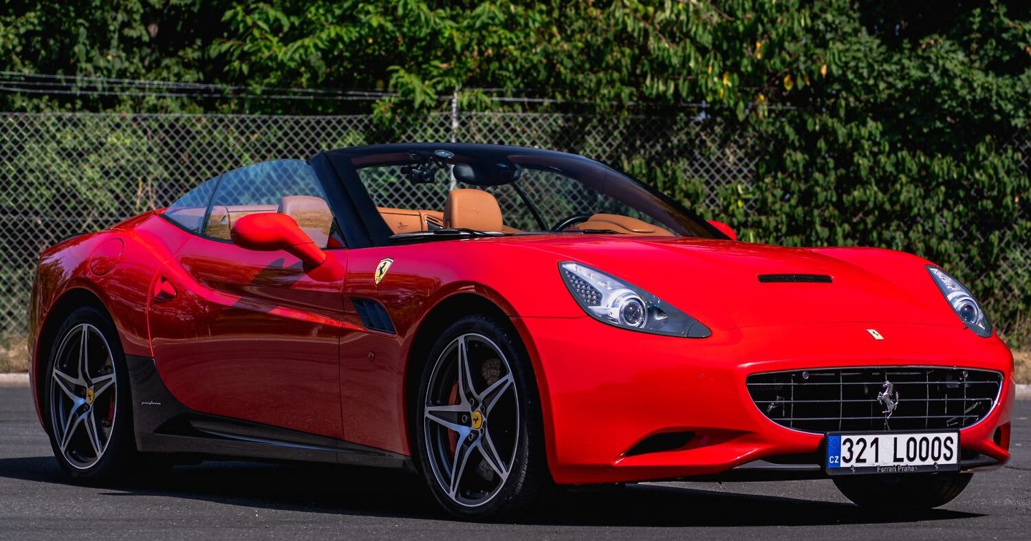 Ferrari California 30 rot mieten Nürnberg 321looos